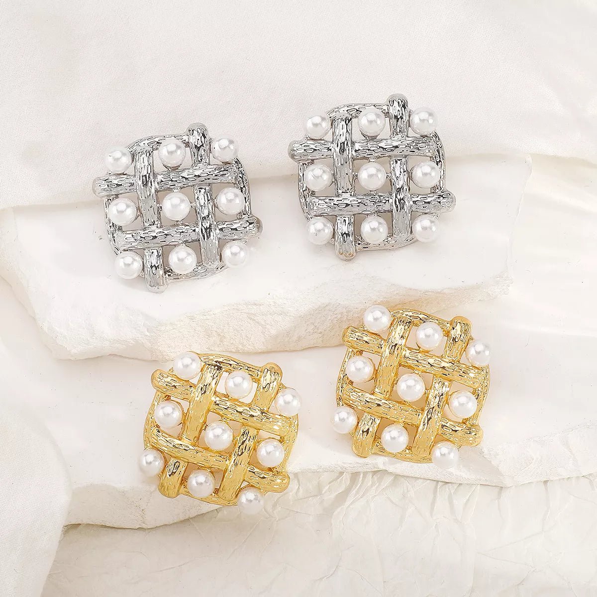 Pearl Grid Square Stud Earrings - 