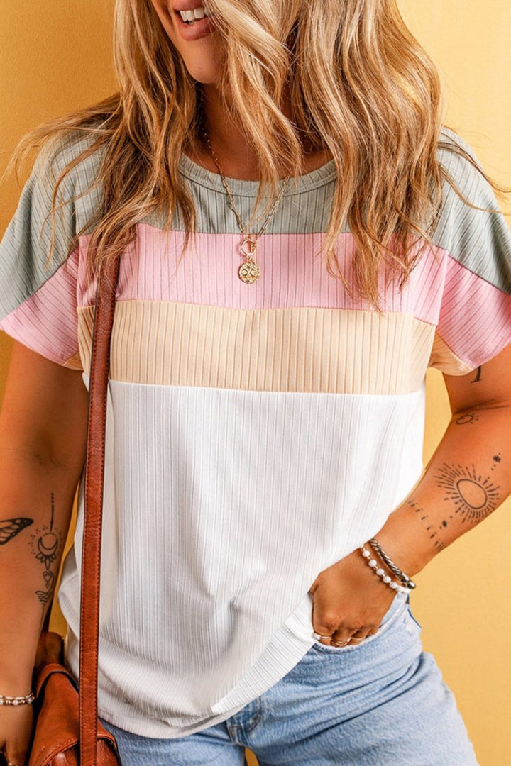Plus Size Color Block Round Neck Short Sleeve T-Shirt - Top