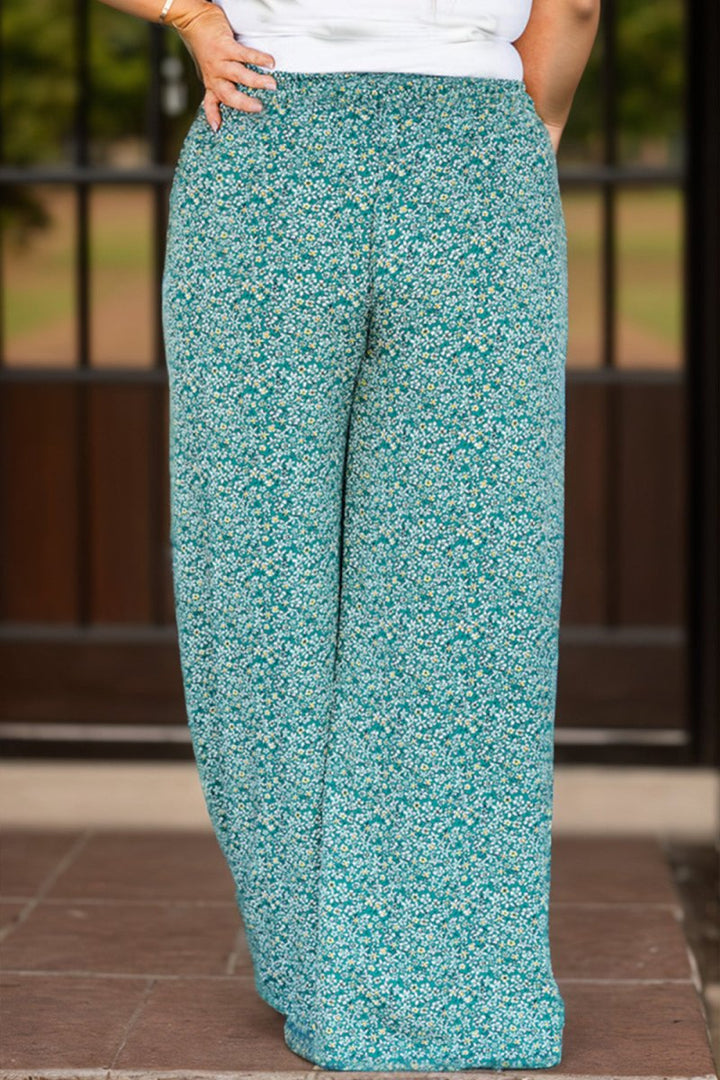 Plus Size Ditsy Floral Wide Lag Pants - Bottoms