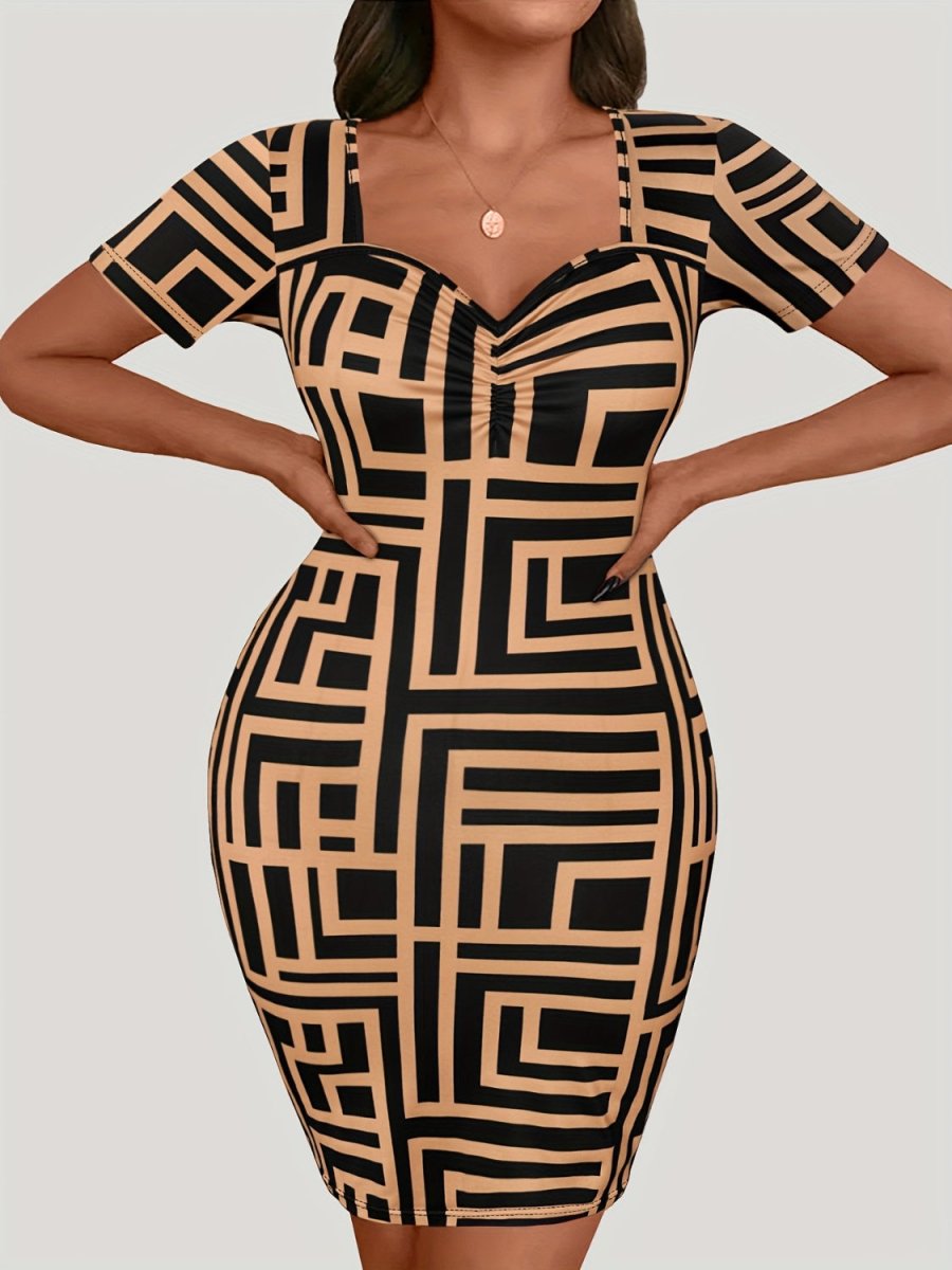 Plus Size Sweetheart Neck Short Sleeve Mini Dress - Formal Dress