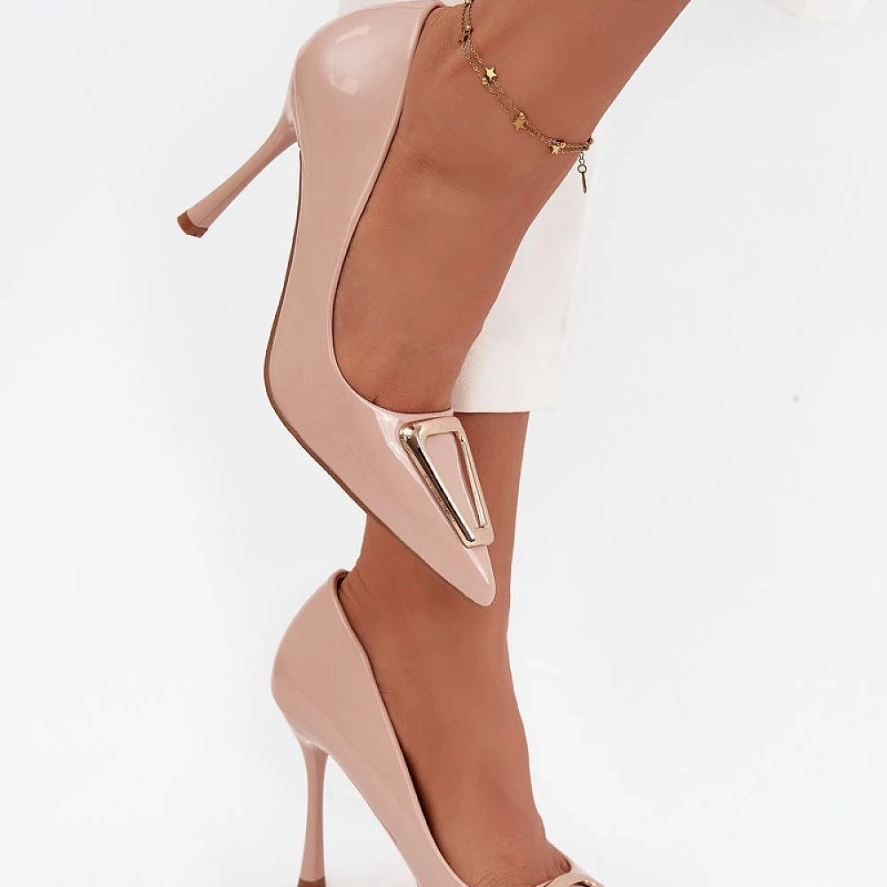 High heels Step in style