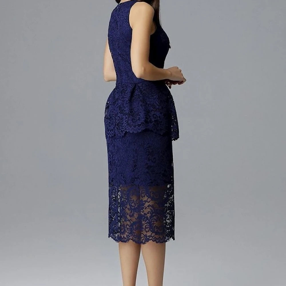 Sleeveless Lace Evening Dress with Basque