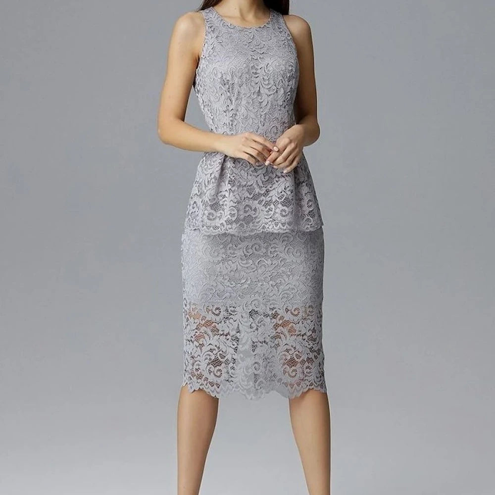 Sleeveless Lace Evening Dress with Basque