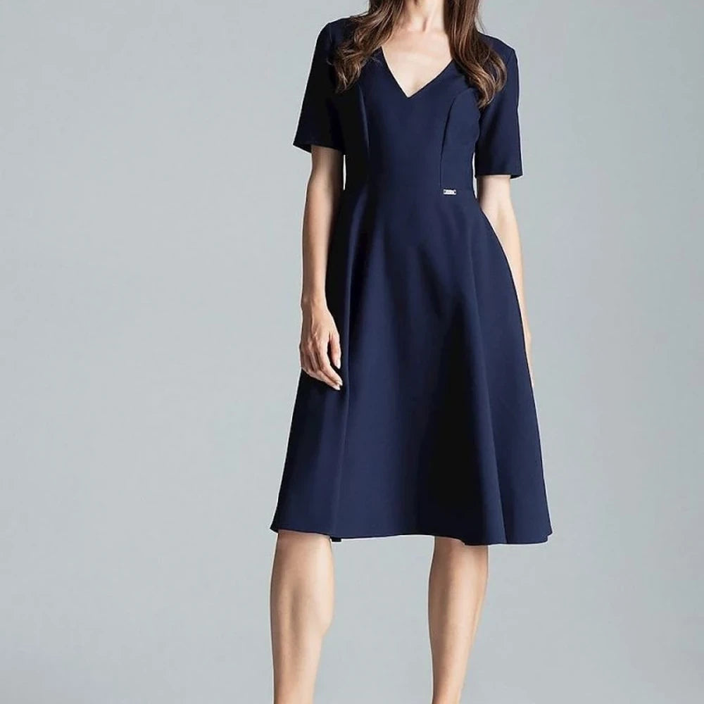 Red Sweetheart Neckline Midi Dress