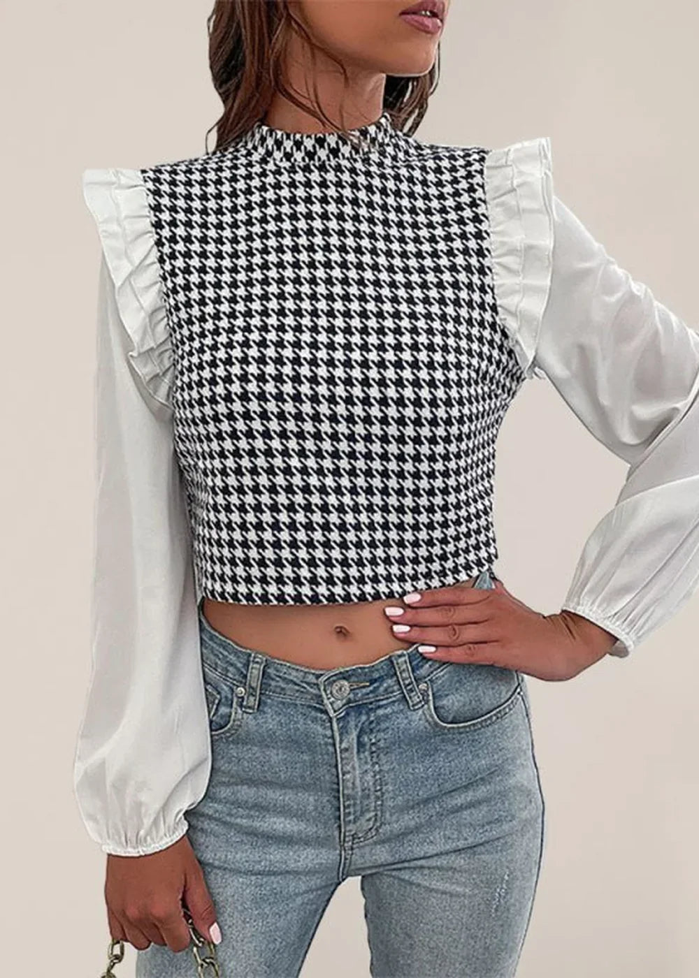 White mock neck long sleeve houndstooth shirt