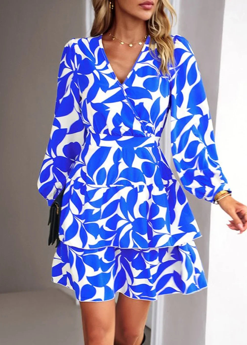 Blue printed V-neck casual day dress
