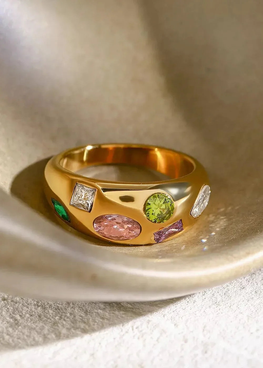18K gold-plated ring with colorful zircon stone