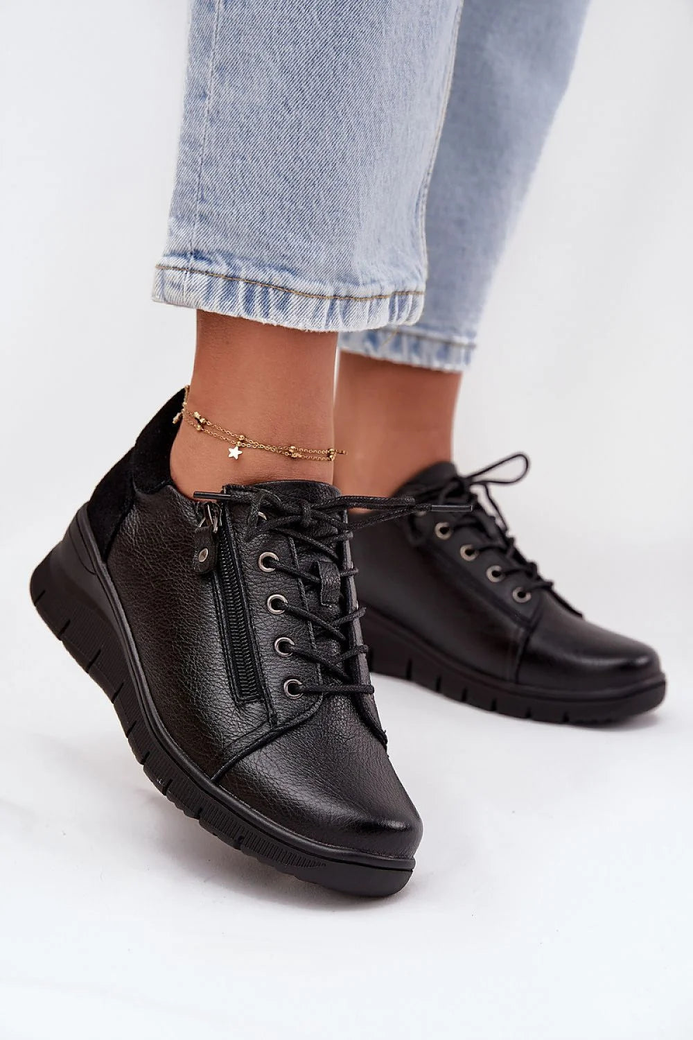 Half shoes Step in style