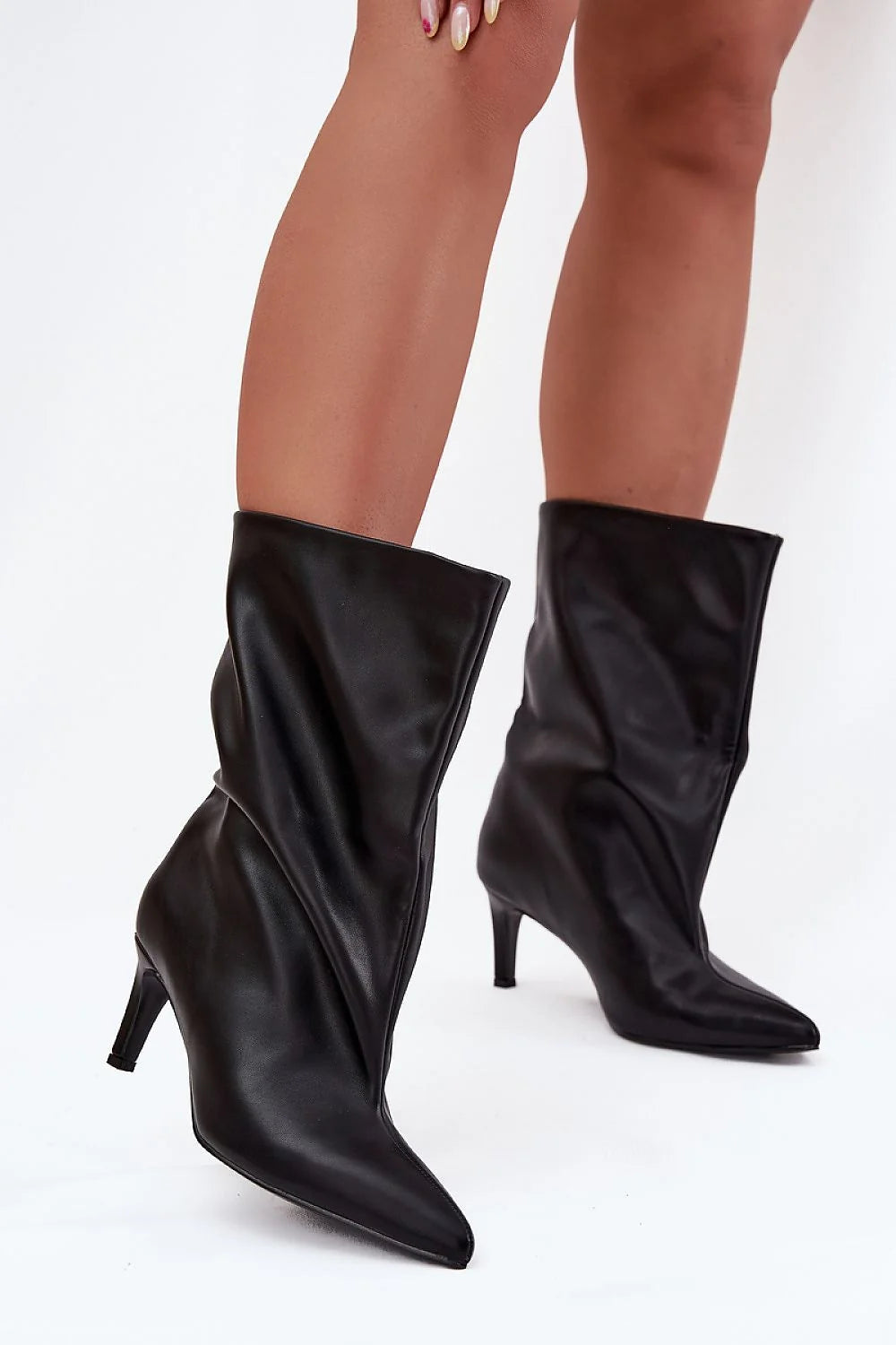 Heel boots Step in style