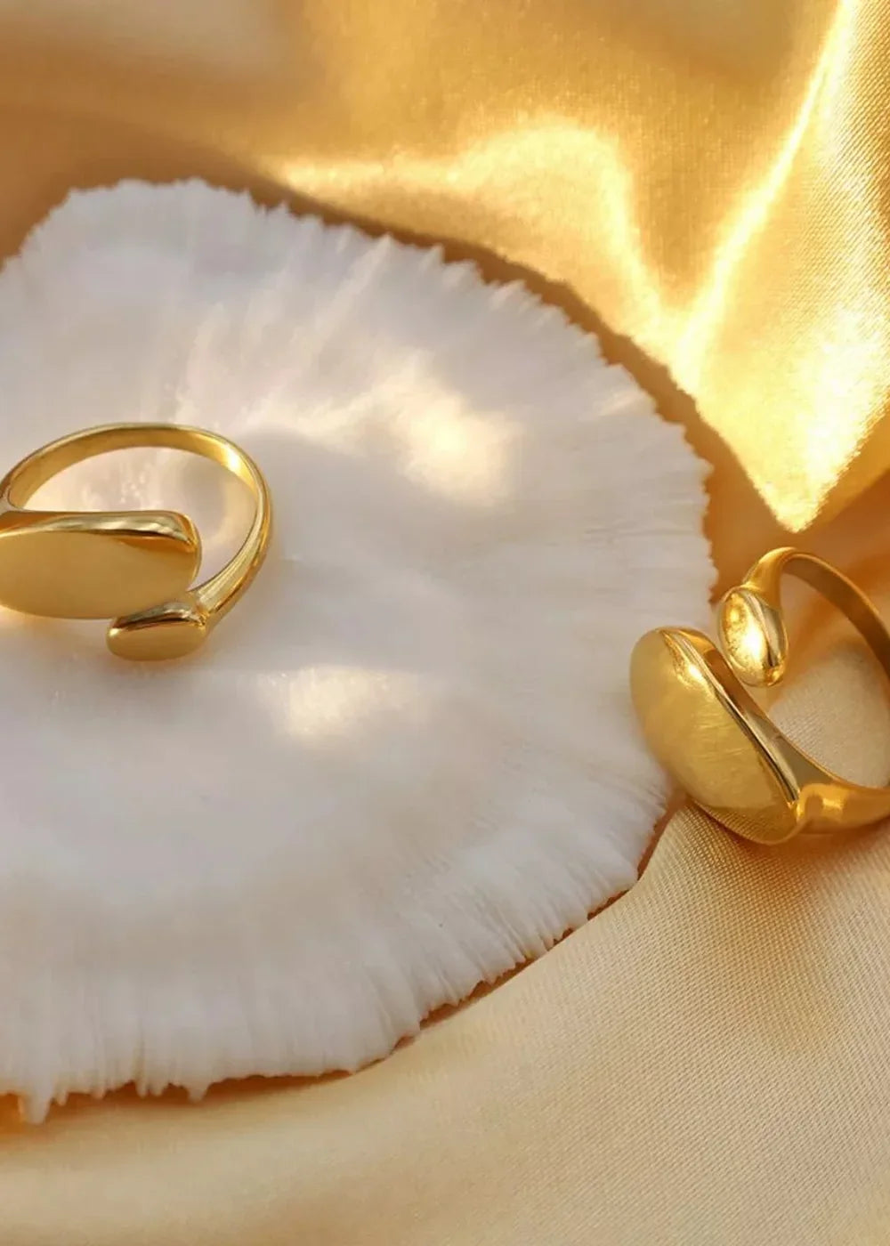 Gold plated titanium steel bypass ring