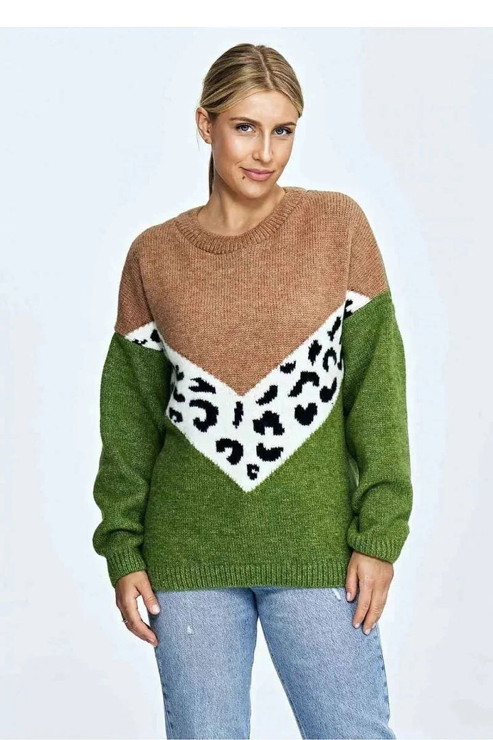 Multicolored knit sweater with round neckline
