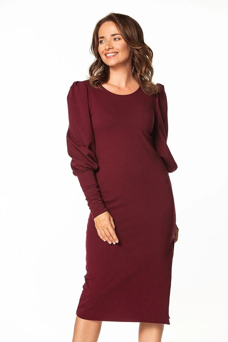 Red knitted midi dress with boat neckline