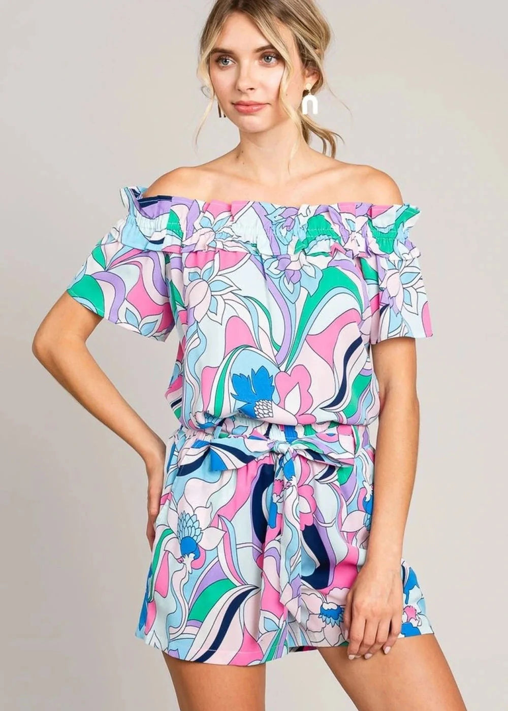 Blue abstract print tie-front shorts