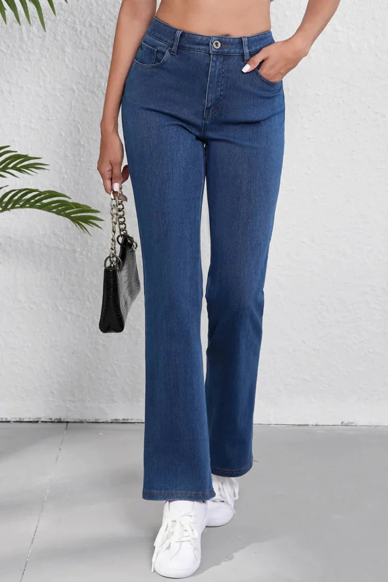 Straight leg jeans with pockets and tie belt