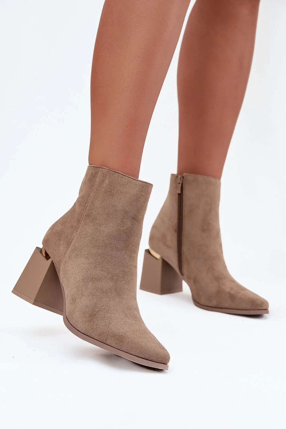 Heel boots Step in style