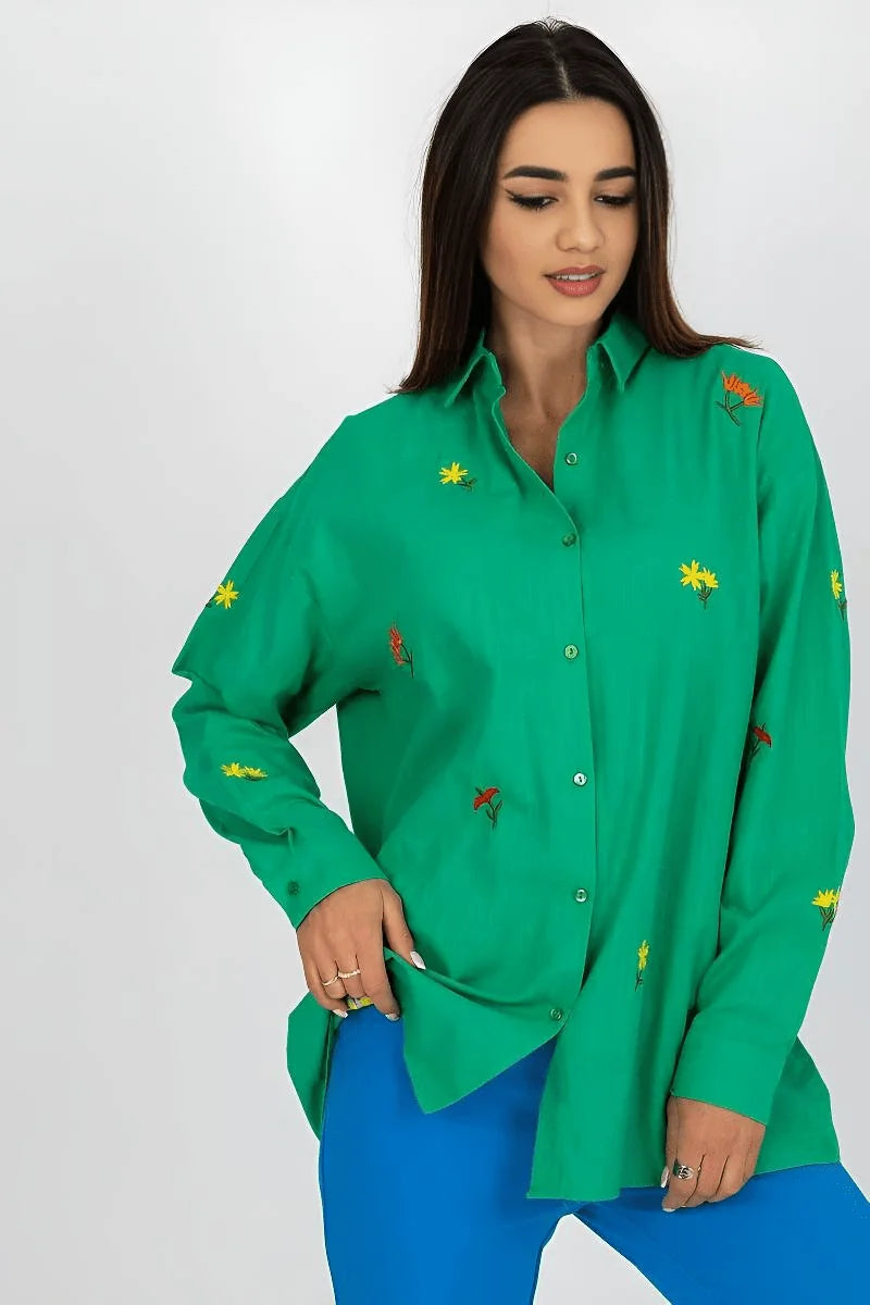 Green long sleeve shirt with embroidered flowers