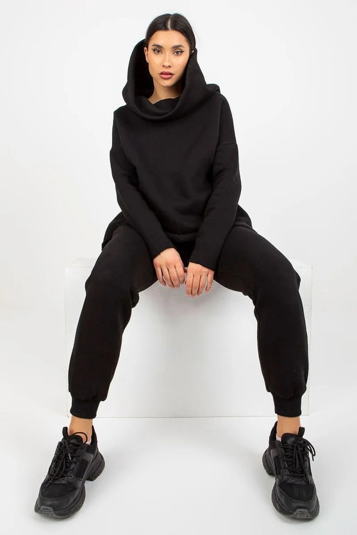 Black sweatshirt and pants set