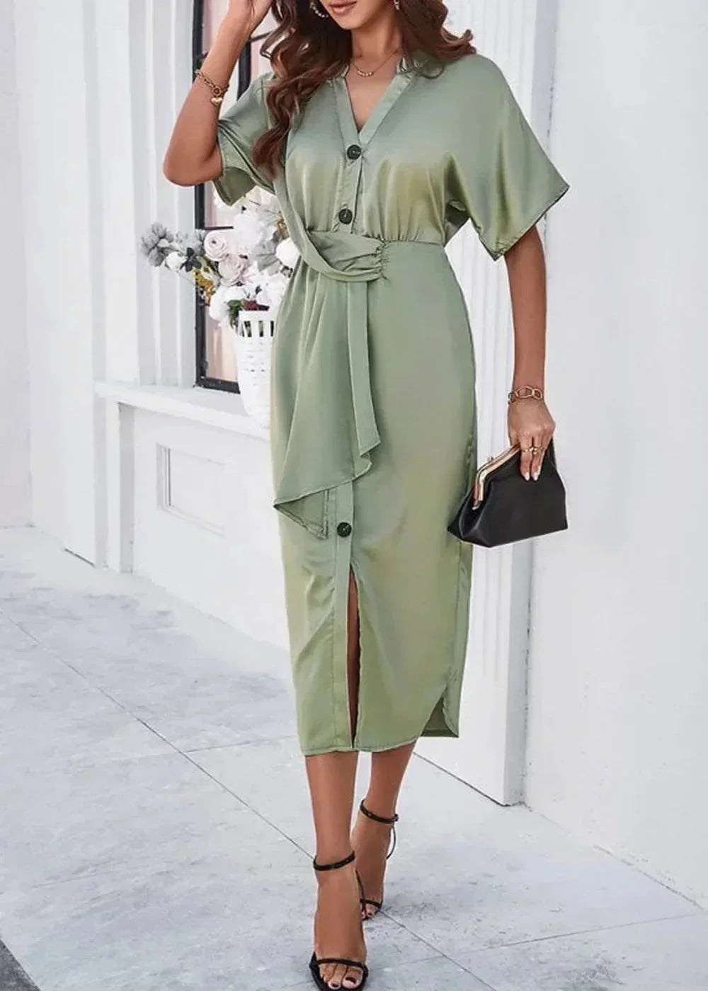 Green V-neck short sleeve midi dress