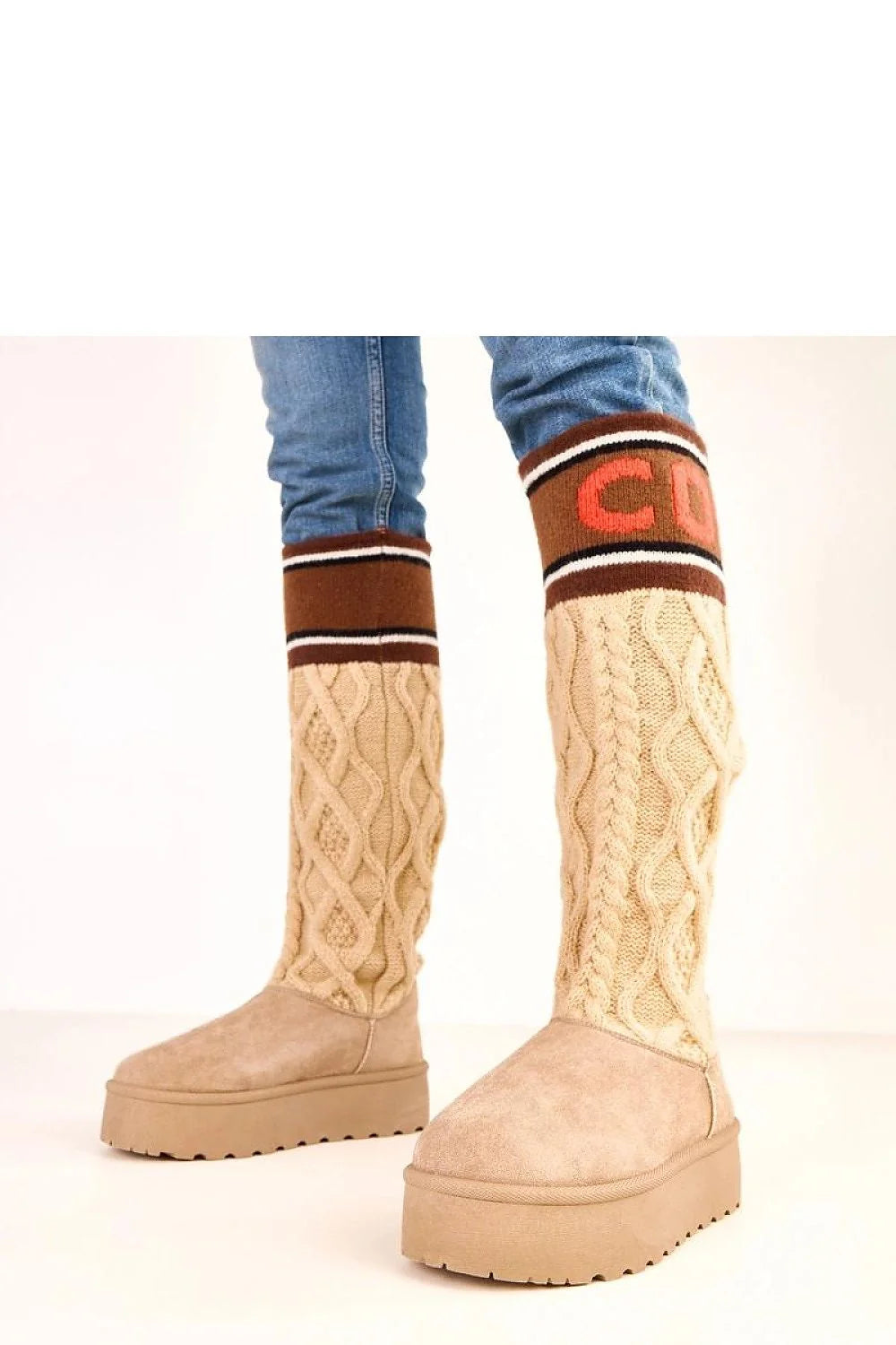 Beige faux suede snow boots with knitted shaft