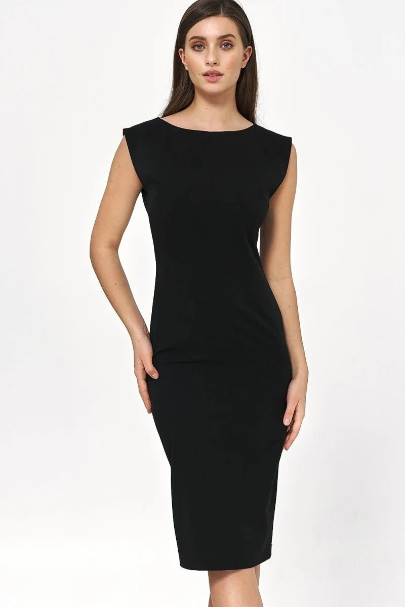 Black knee-length dress with round neck and V-back