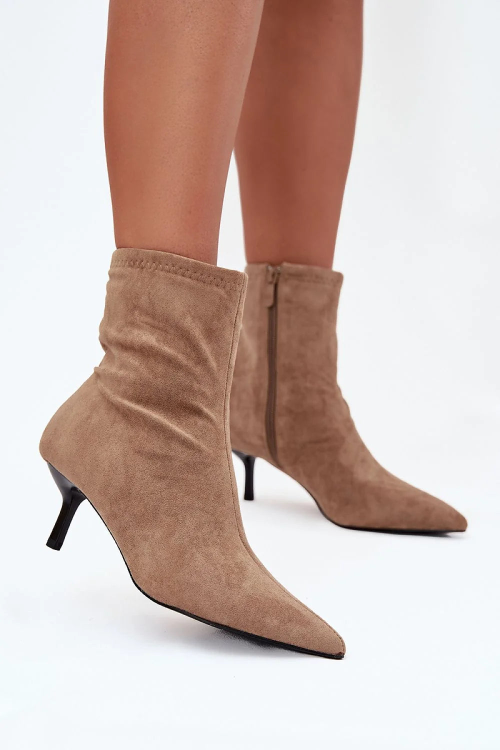 Heel boots Step in style
