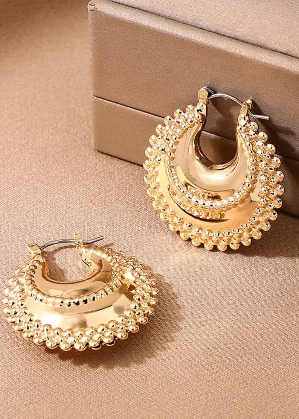 Golden 18K gold-plated alloy crescent moon hoop earrings