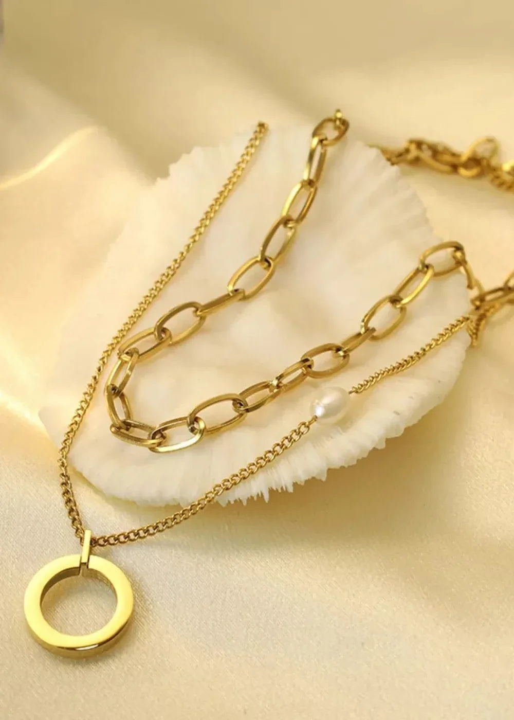 Gold 18K gold-plated double layered necklace with pearl