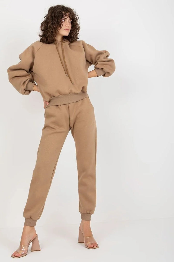 Beige hooded sweatshirt and pants set