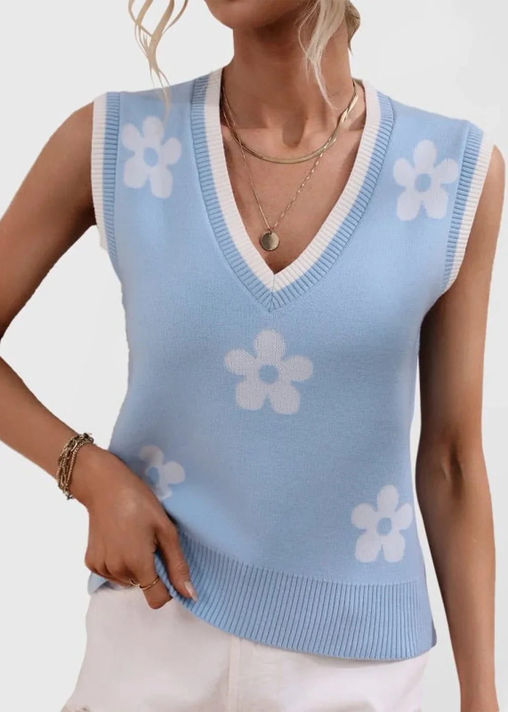 Women's blue V-neck jacquard knit tank top