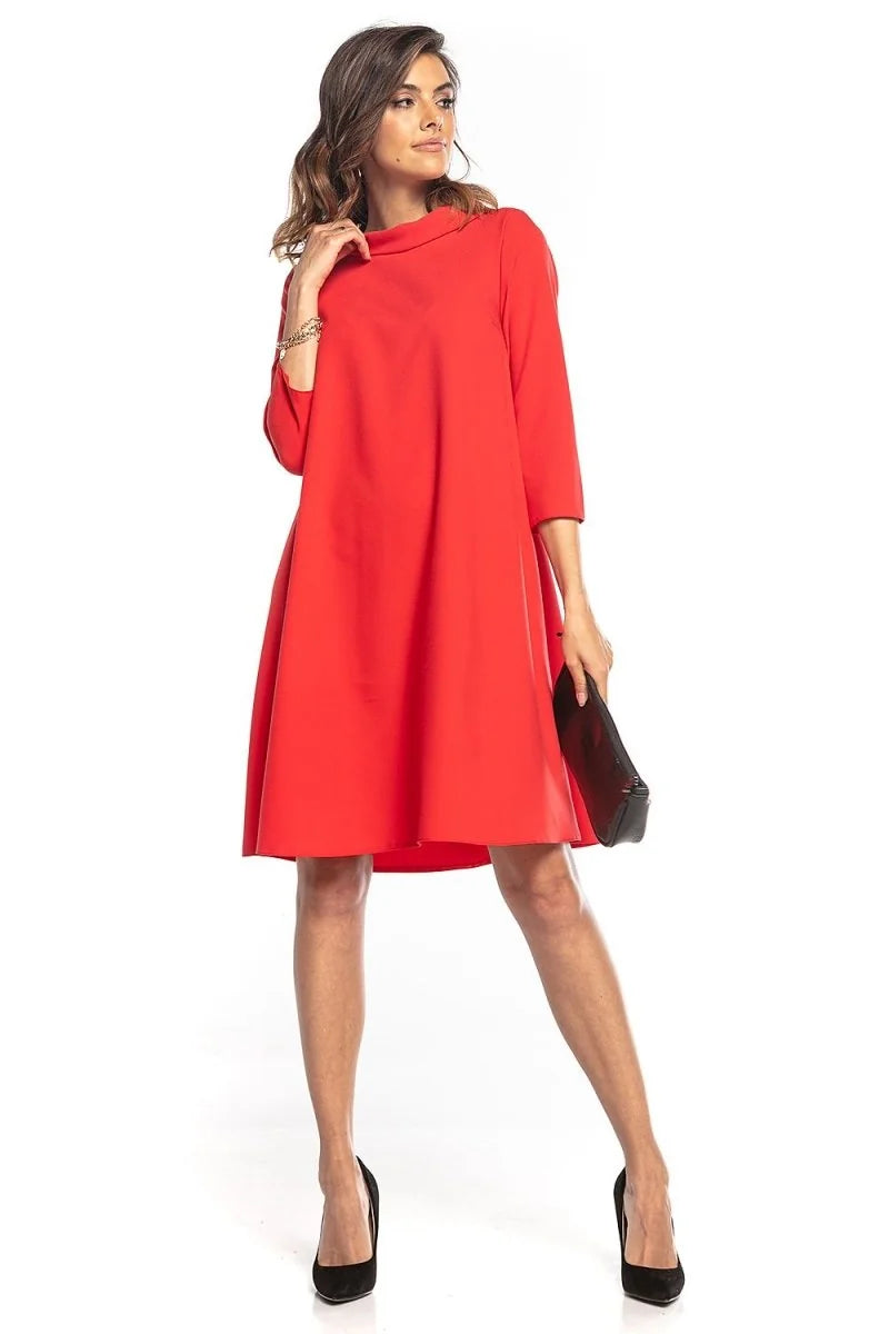 Red midi trapeze dress with 3/4 sleeves and collar