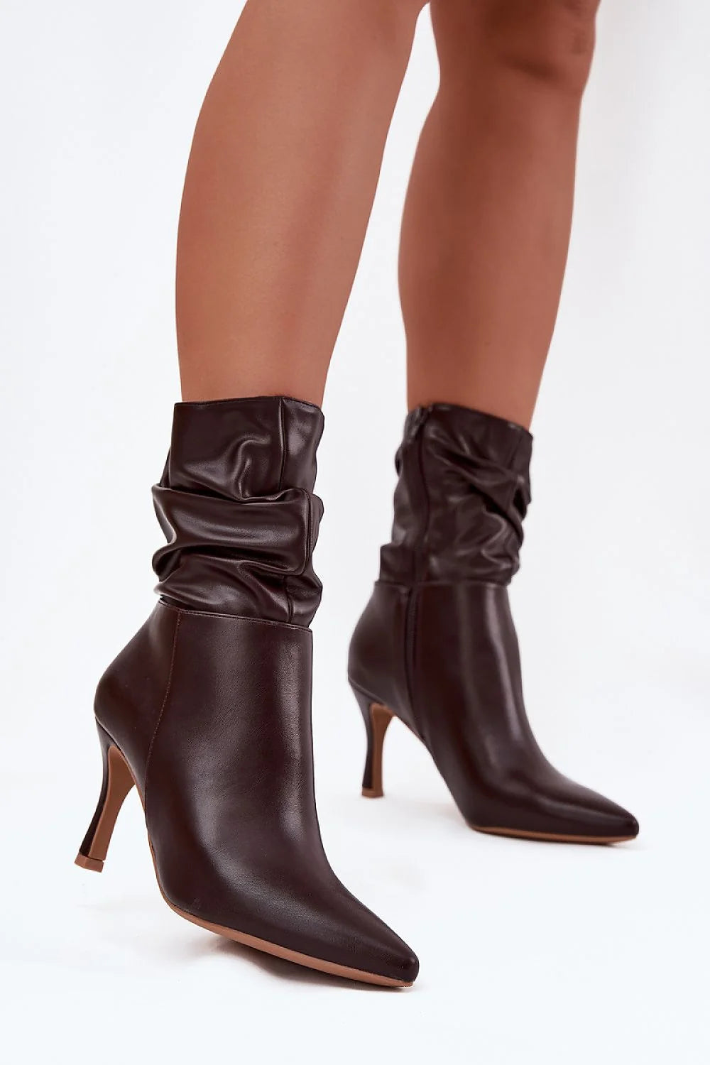 Heel boots Step in style