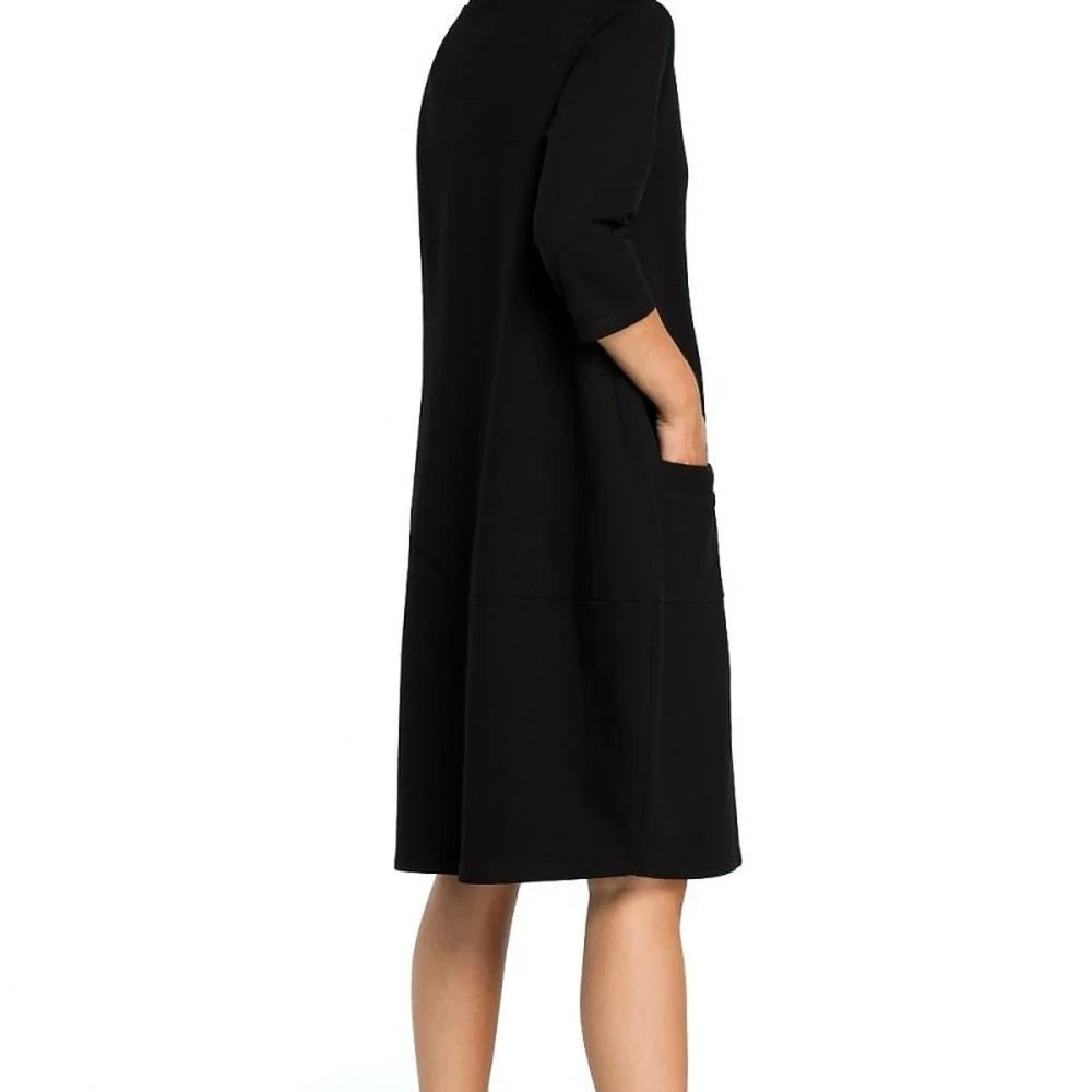 Comfortable Knit Day Dress with Pockets