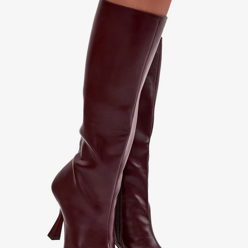 Heel boots Step in style