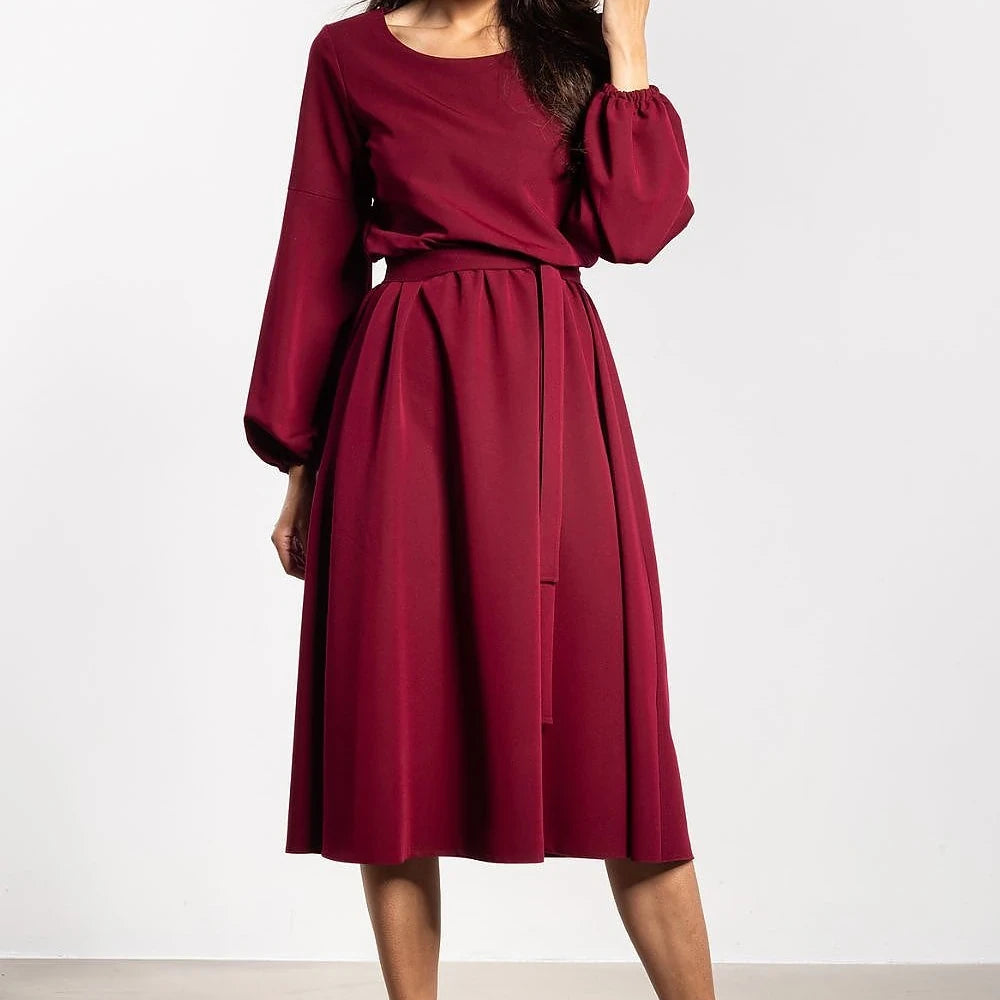 Loose Cut Midi Dress with Belt