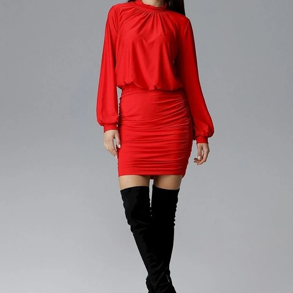 Elegant Cocktail Dress with Wide Sleeves