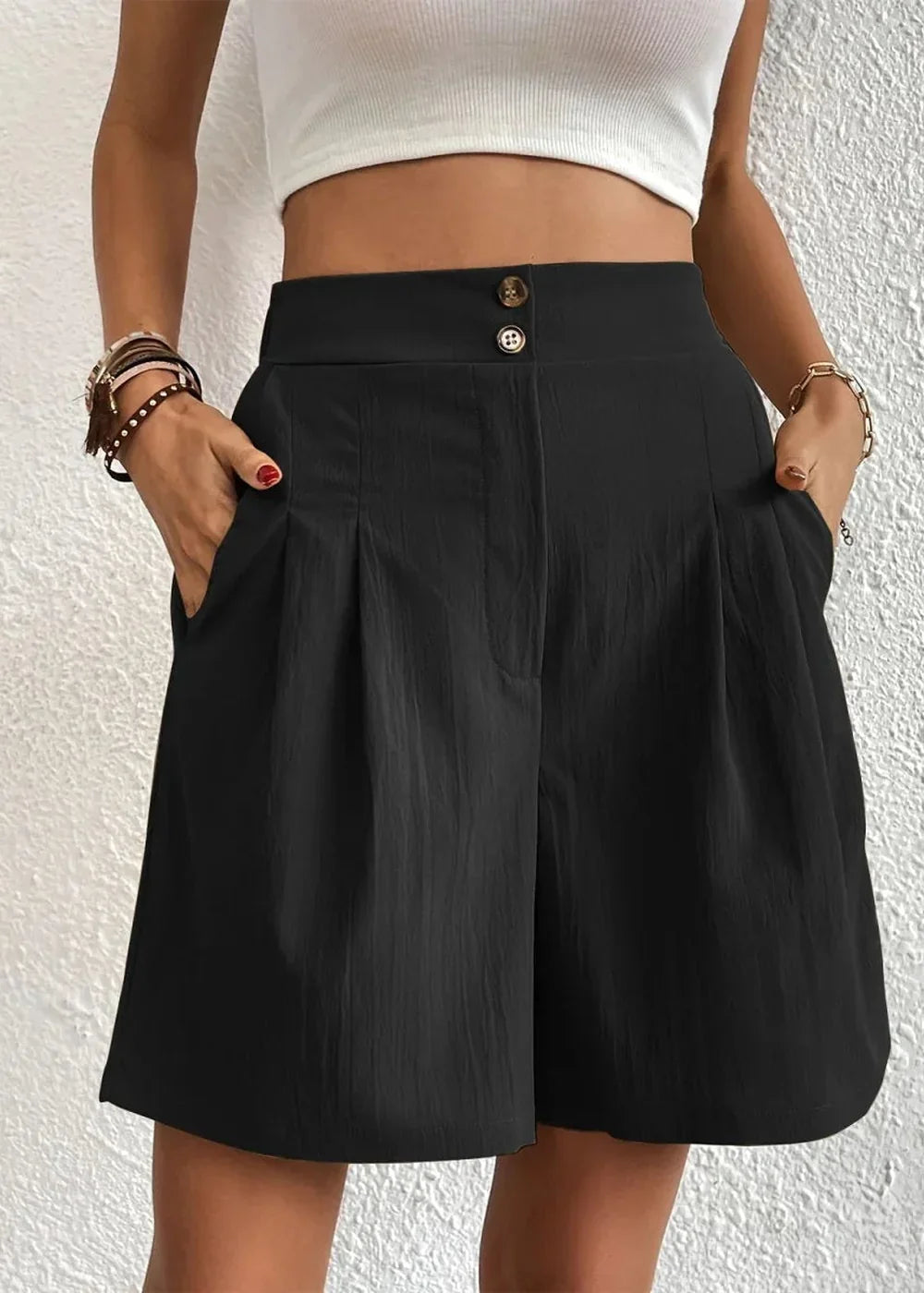 Pocketed Drawstring Waist Shorts