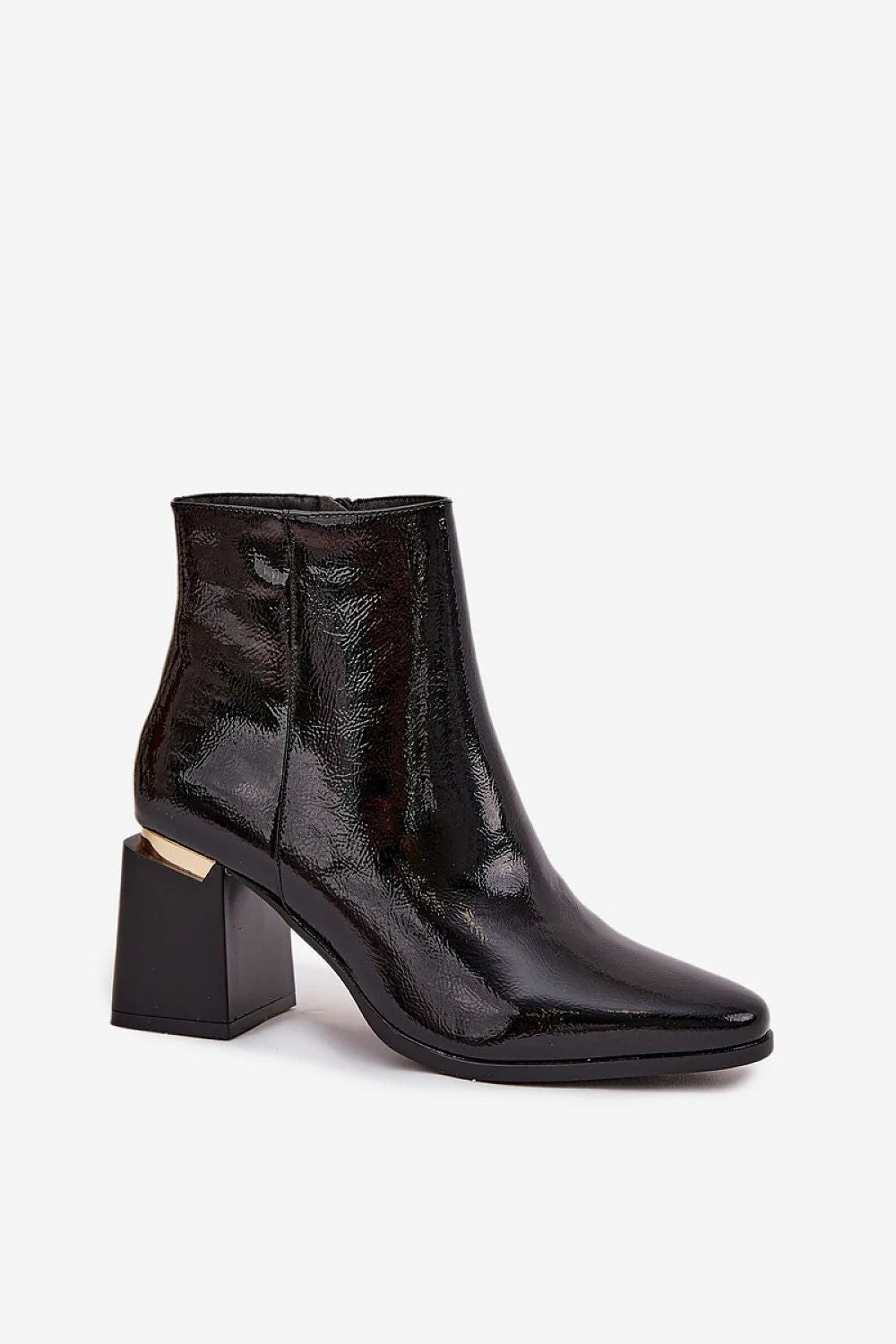 Heel boots Step in style