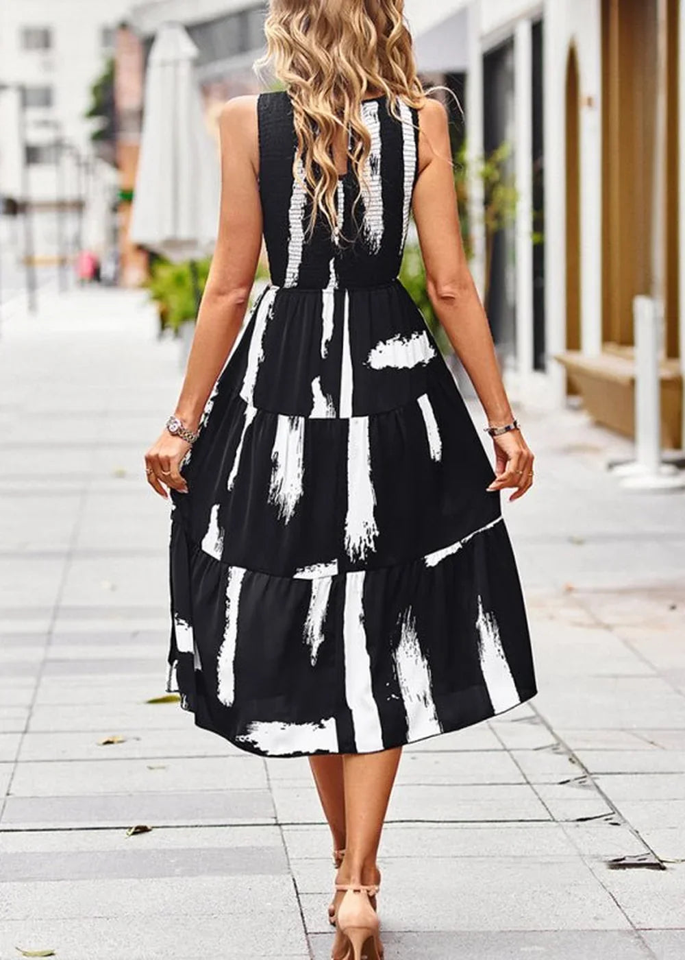 Deep green floral sleeveless casual dress