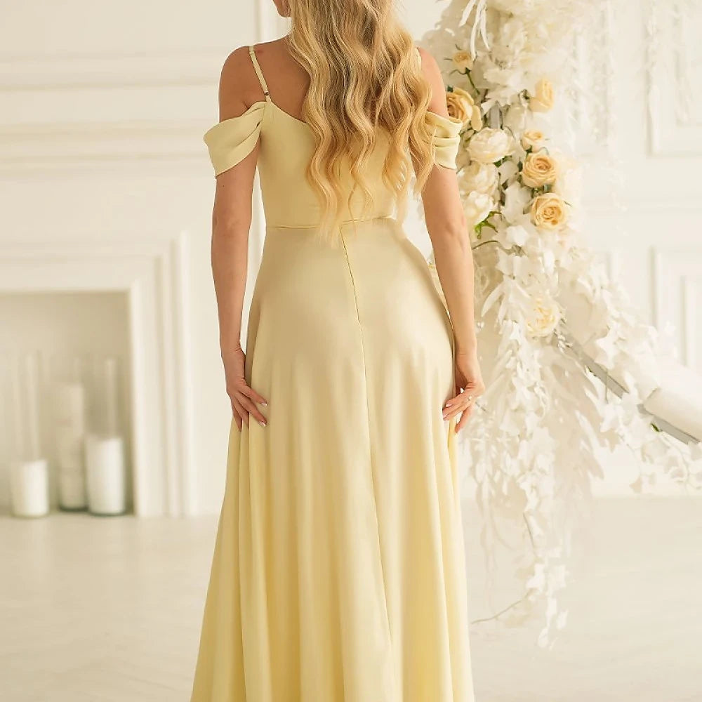 Flowing Maxi Dress with Slit