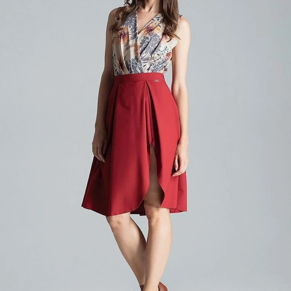 Contrast Pleated Midi Skirt with Asymmetric Slit