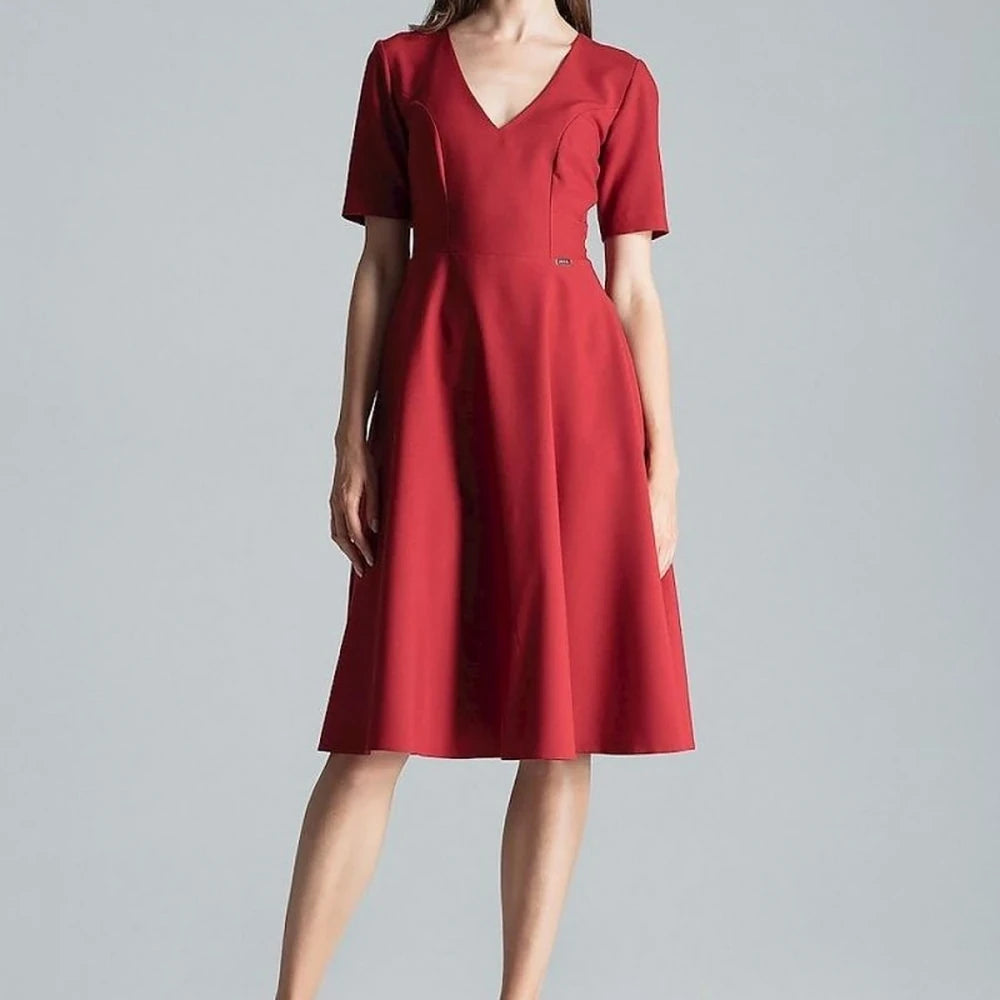 Red Sweetheart Neckline Midi Dress