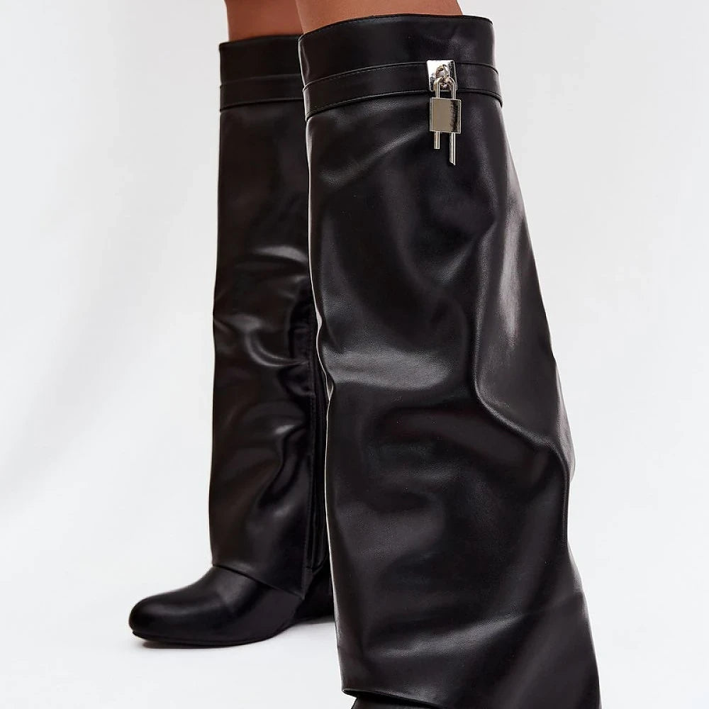 Buskin boots Step in style