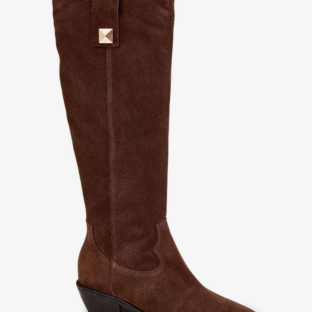 Heel boots Step in style