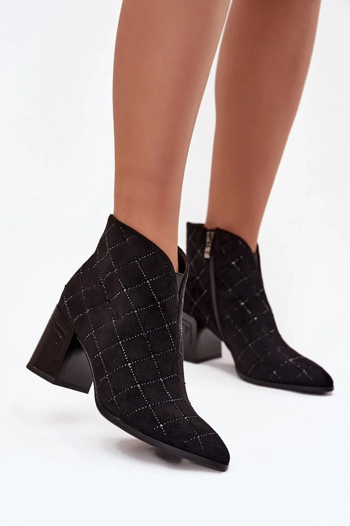 Heel boots Step in style