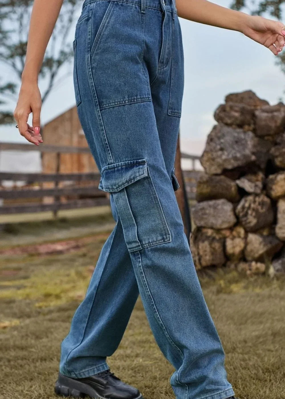 Tan loose fit long jeans with pockets