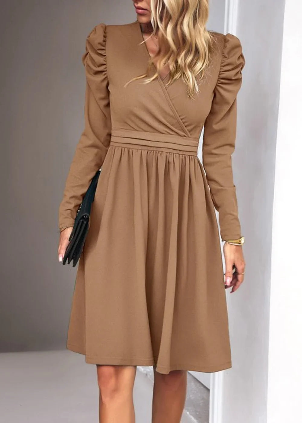 Black elegant V-neck long sleeve dress