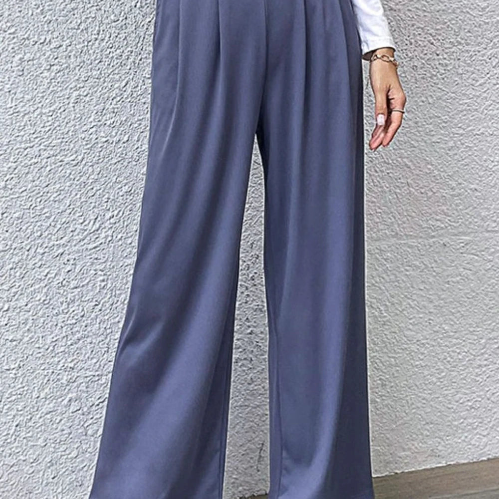 Wide-Leg Pleated Pants with Pockets