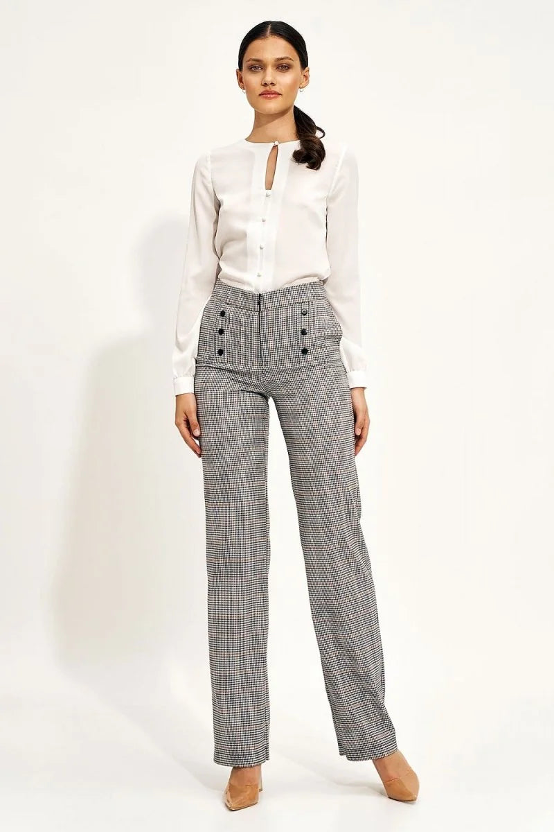 High-rise checkered pants with four decorative black buttons and a wide leg fit.