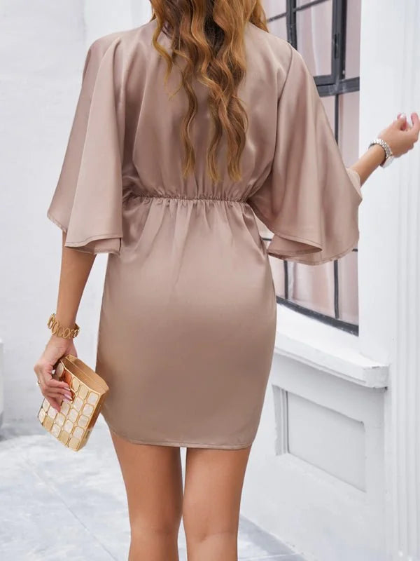 Green solid color waist dress