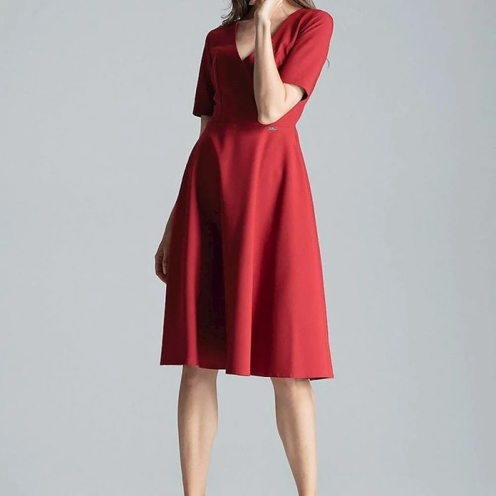 Red Sweetheart Neckline Midi Dress